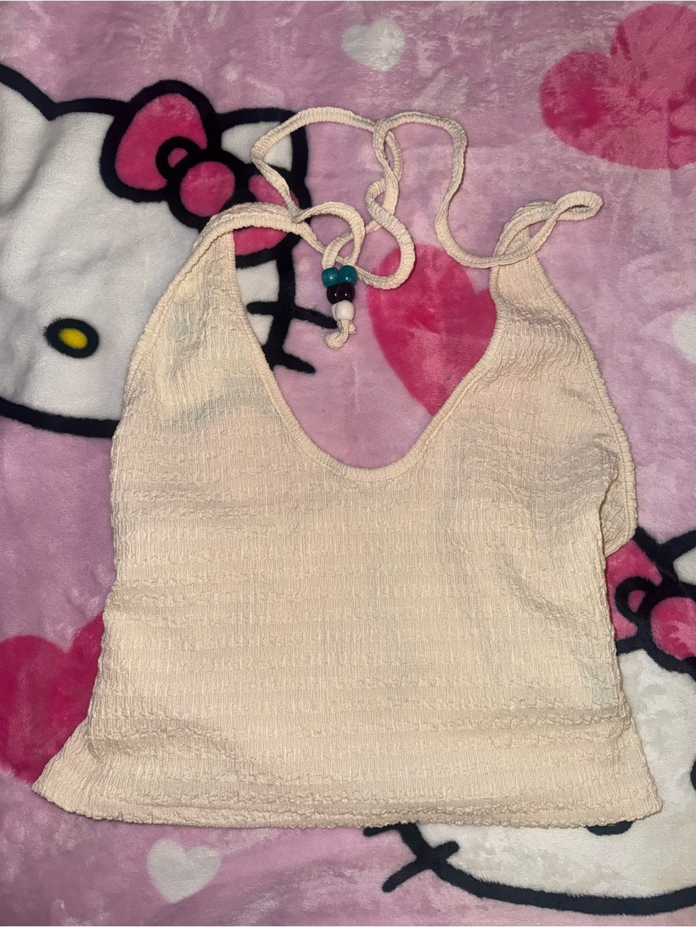 cream textured halter top 🧁